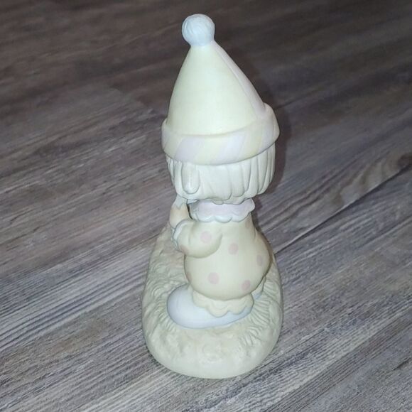 Precious Moments The Lord Will Carry You Through - Picture 4 of 7